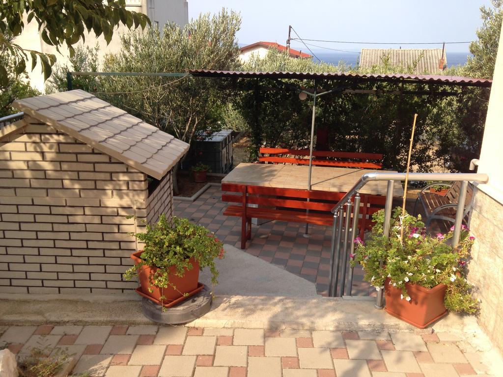 Gala Apartments Omiš Buitenkant foto