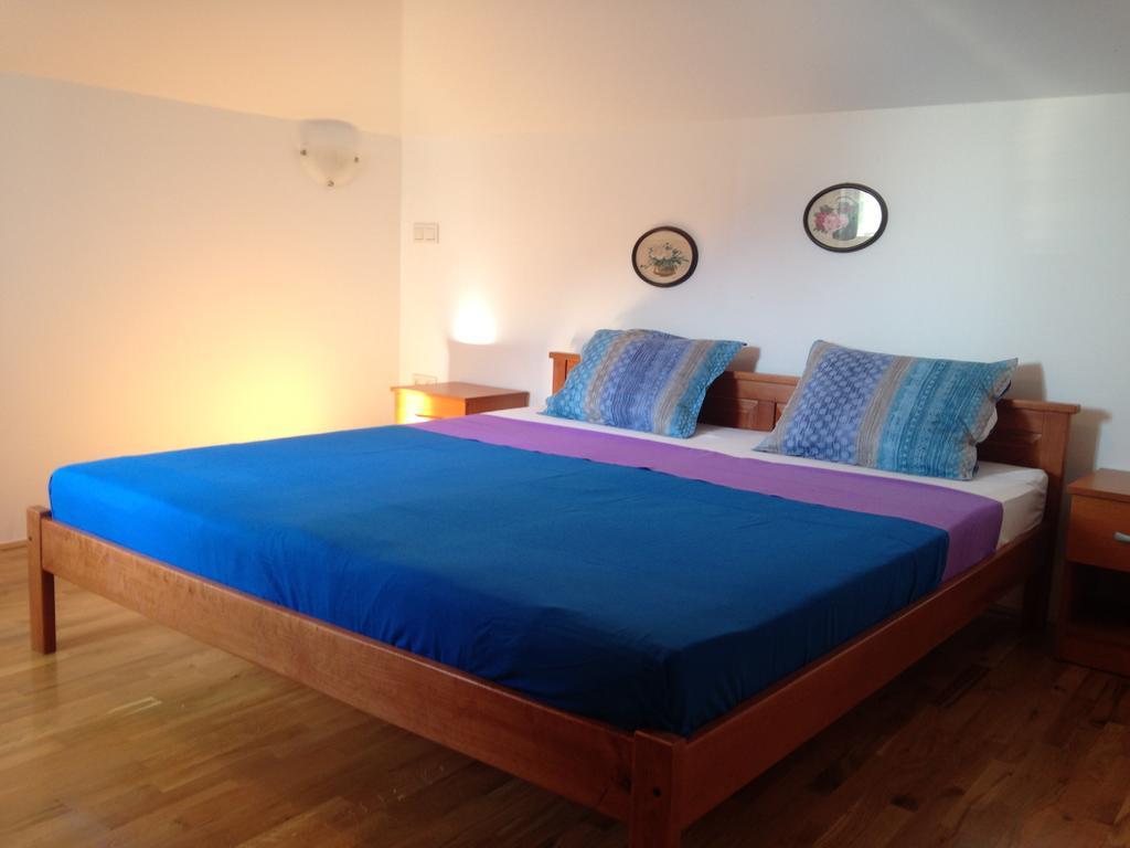 Gala Apartments Omiš Buitenkant foto