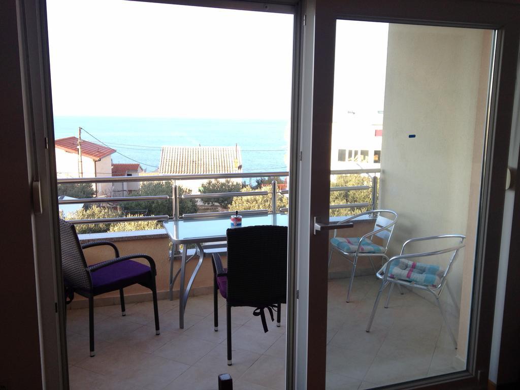 Gala Apartments Omiš Buitenkant foto