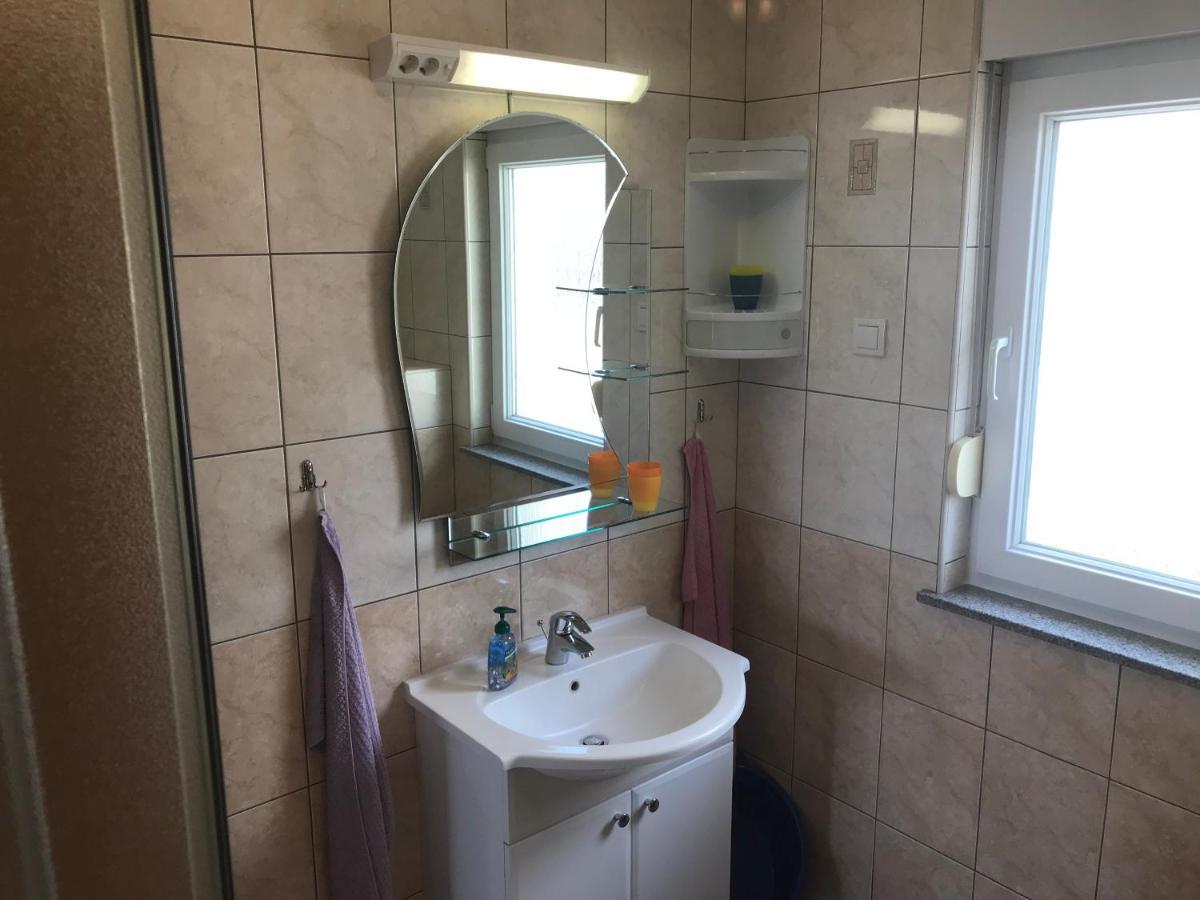 Gala Apartments Omiš Buitenkant foto