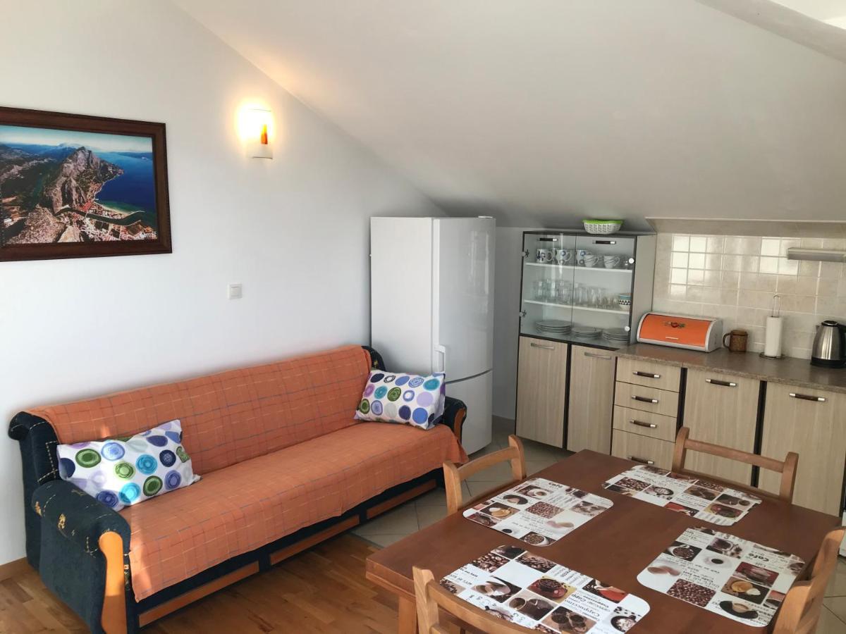 Gala Apartments Omiš Buitenkant foto