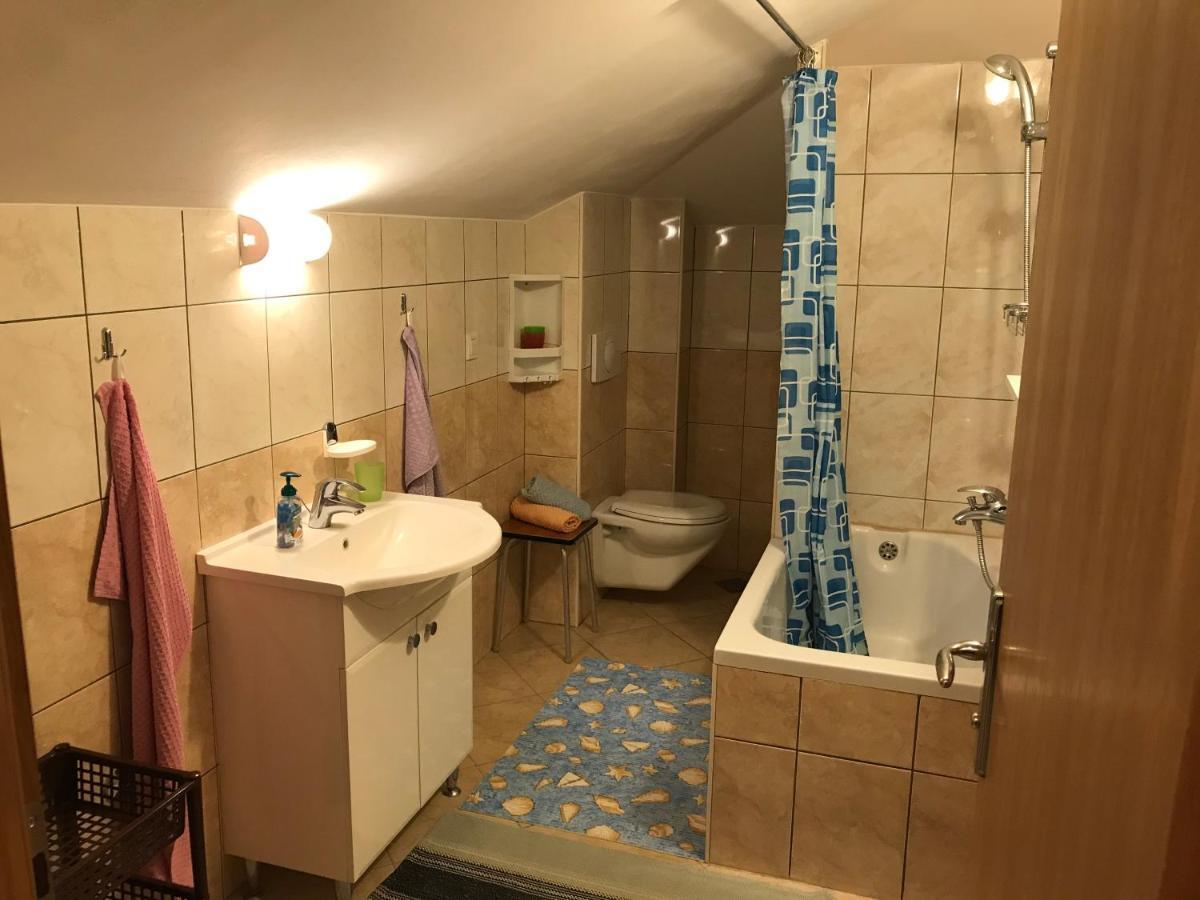 Gala Apartments Omiš Buitenkant foto